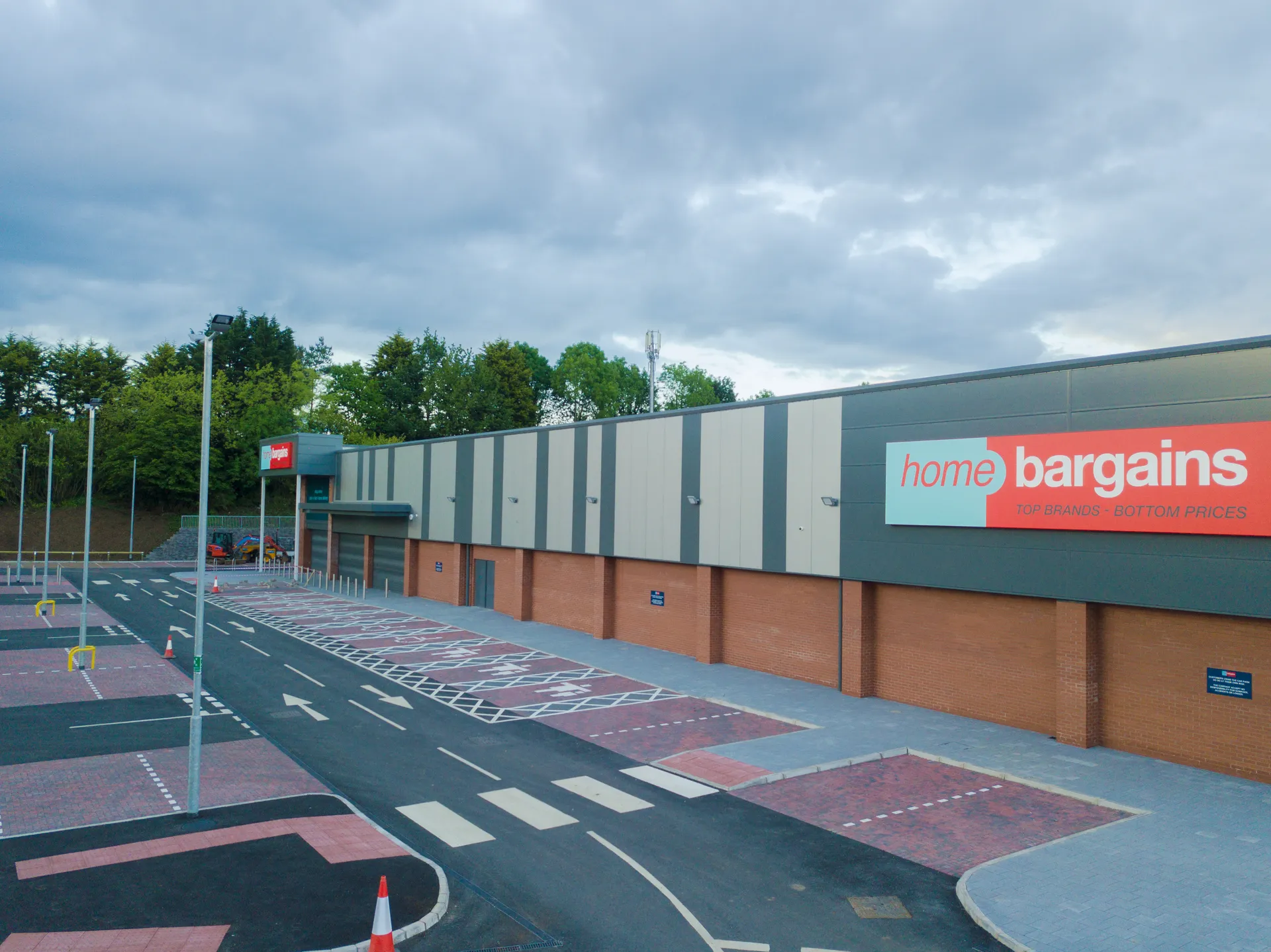 Home Bargins Lisburn — gallery image 2